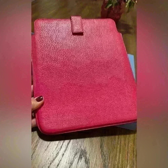 Smythson London leather iPad case - Picture 7 of 10